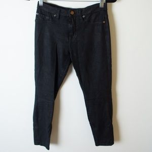 Black Seven Snake Crops